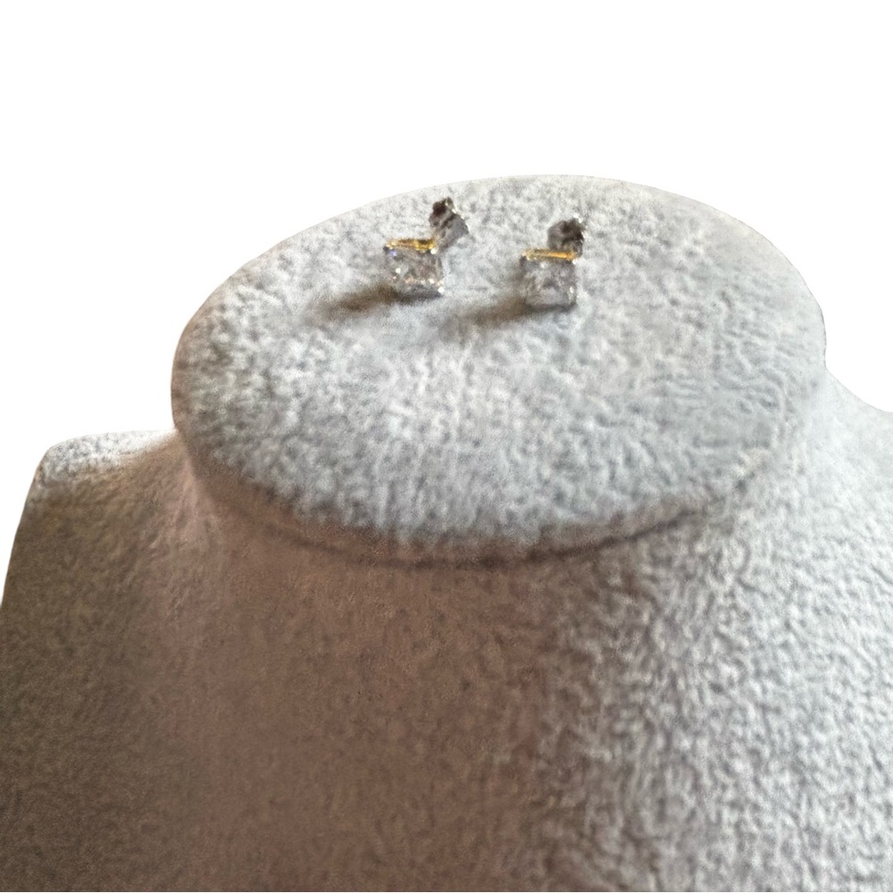 Source Unknown dainty simulated stones Square Earrings pink pair and clear pair